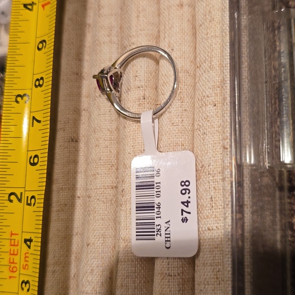 KOHLS STERLING SILVER LAB CREATED HEART SHAPED RUBY & WHITE SAPPHIRE RING SIZE 7 - Picture 13 of 16